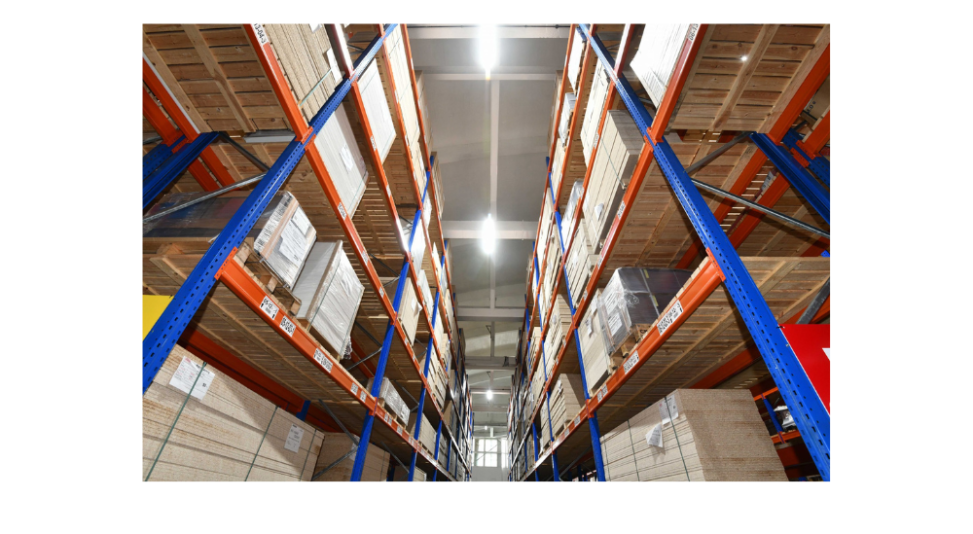 Pallet Racking aisle